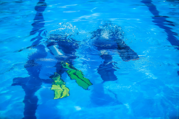 Kurz potápění - zkušební ponor v bazénu