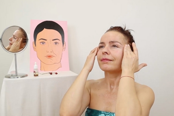 Online kurz obličejové jógy a dalších technik Jak omladit obličej