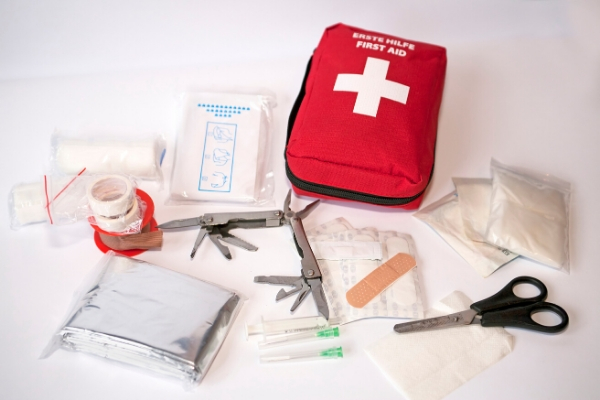 Kurzy první pomoci - lékárnička